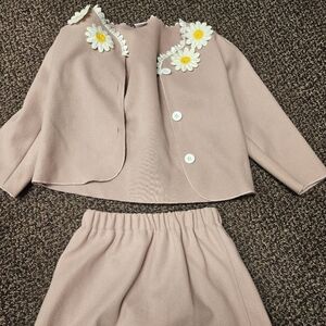 Cute and Sophisticated Wool Skirtsuit Two Pieces Size 5-6Y